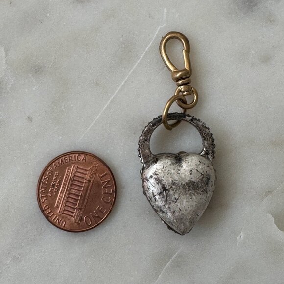 Lulu Frost Nina Heart Glass Crystal Charm Ret $155 - Picture 2 of 3